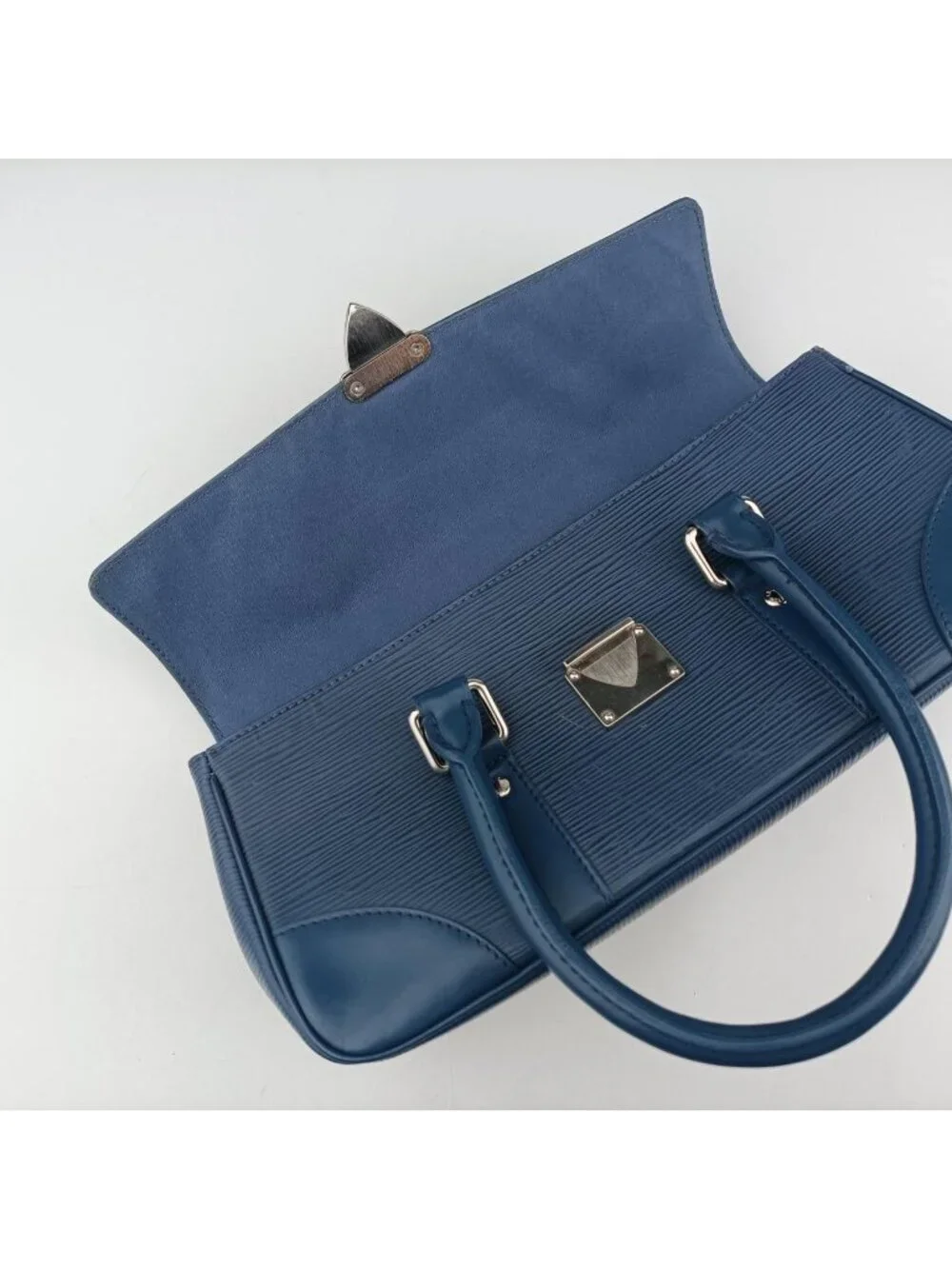 Louis Vuitton Segur PM Myrtille Handbag Epi